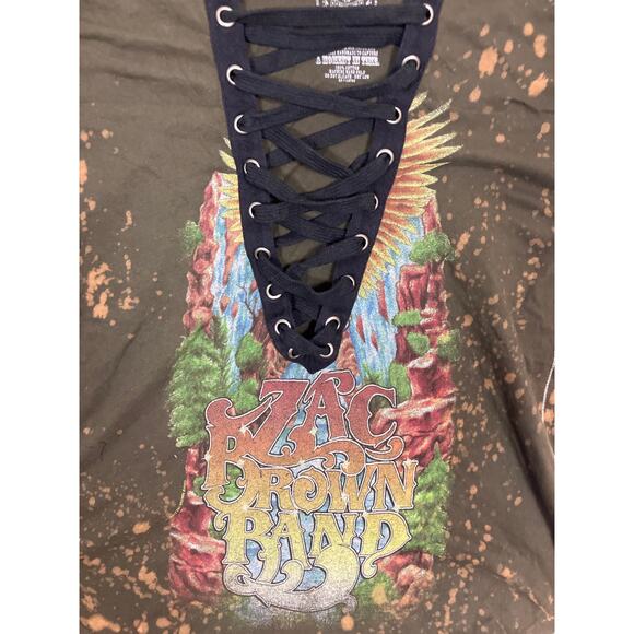 Trunk LTD Zac Brown Band Country Music Size Medium Shirt Distressed USA Western - Picture 2 of 5